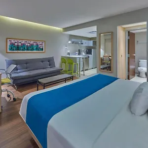 Aparthotel Express By Marriott ****